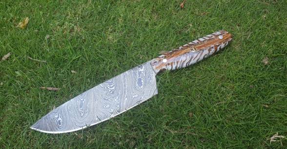 Pinecone Handle Chef Set