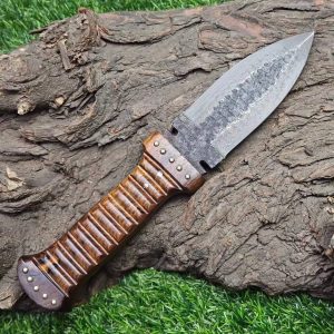 II-15 Damascus Hunting Knife with Rose Wood Handle